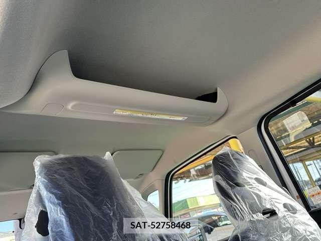 Suzuki SPACIA 2022-08 212557-17