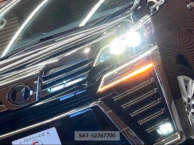 Toyota VELLFIRE 2018-06 209257-9