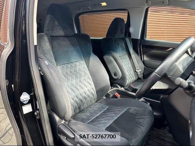 Toyota VELLFIRE 2018-06 209257-7