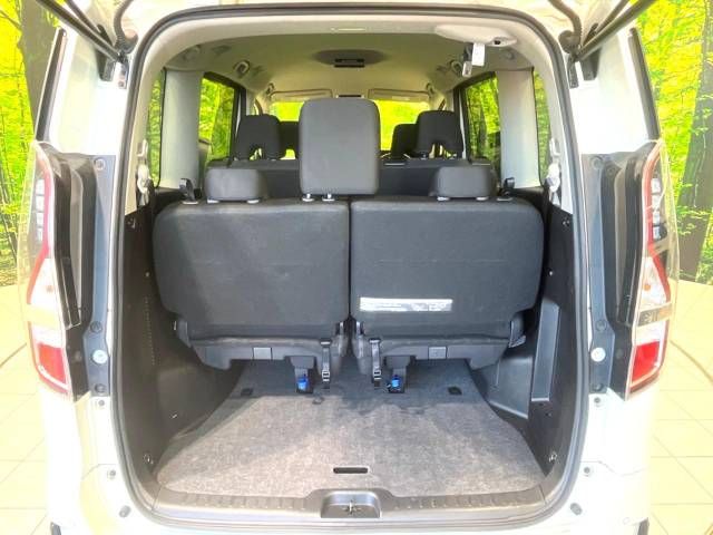 Nissan SERENA 2020-12 28036-11