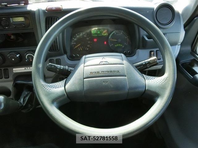 Mitsubishi CANTER 2015-03 302649-21