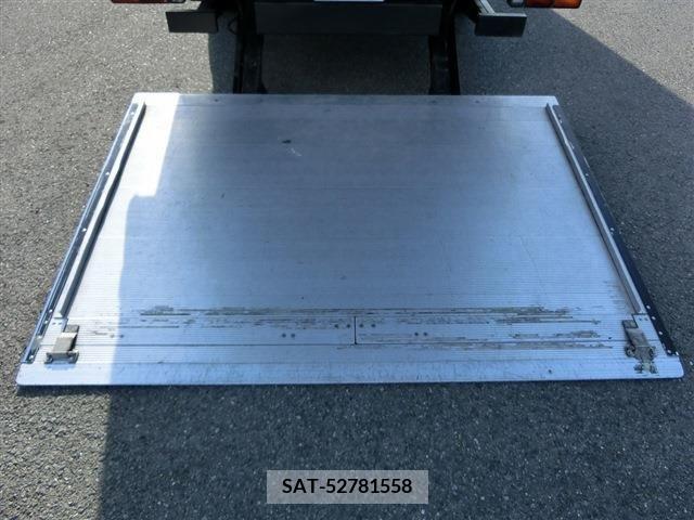 Mitsubishi CANTER 2015-03 302649-10