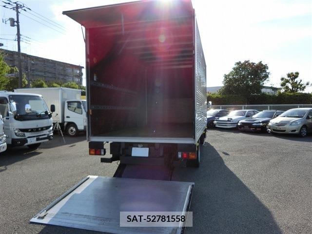 Mitsubishi CANTER 2015-03 302649-8