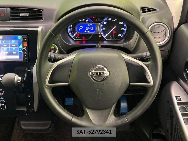 Nissan DAYZ 2015-06 333995-11