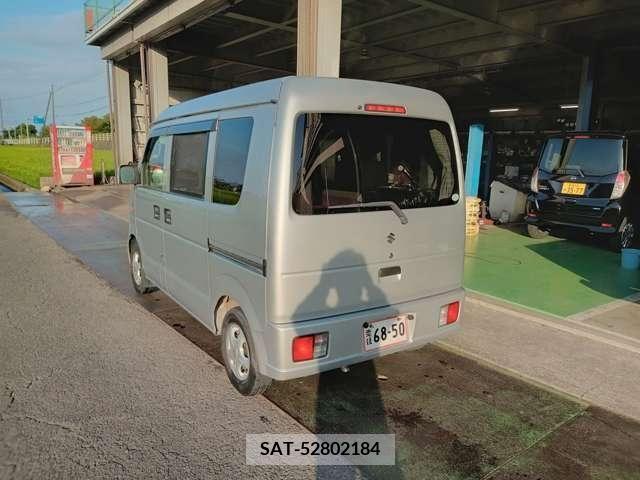 Suzuki EVERY 2011-06 301763-4