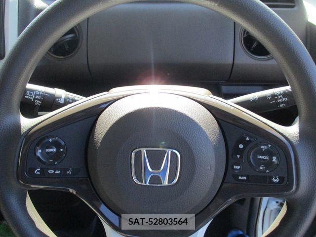 Honda N BOX 2023-03 377923-12