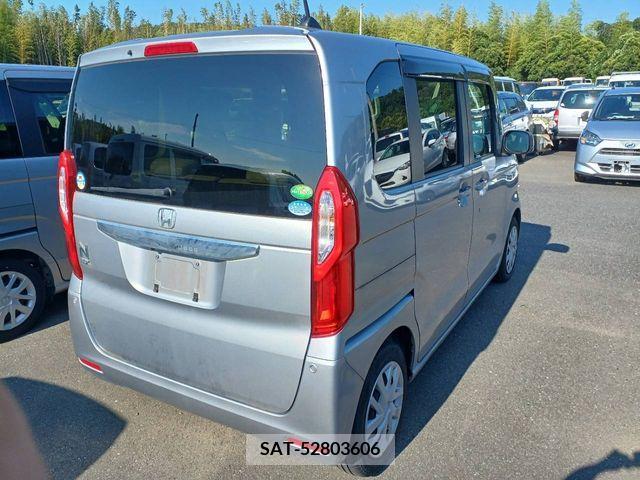 Honda N BOX 2019-07 364611-1