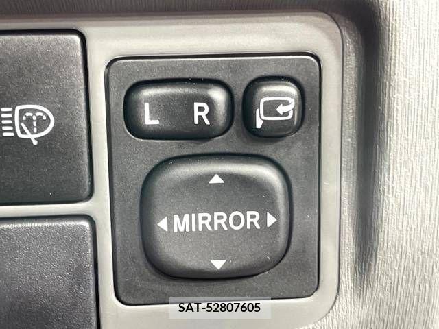 Toyota PRIUS 2009-08 379894-7