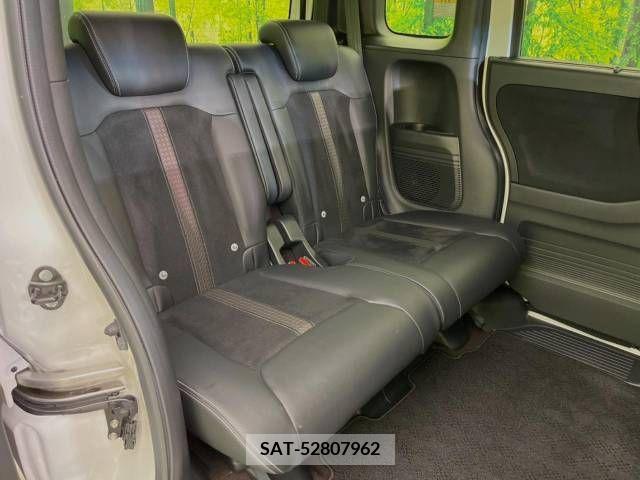 Honda N BOX 2020-12 211068-9