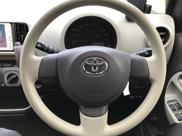 Toyota PASSO 2013-03 10685-24