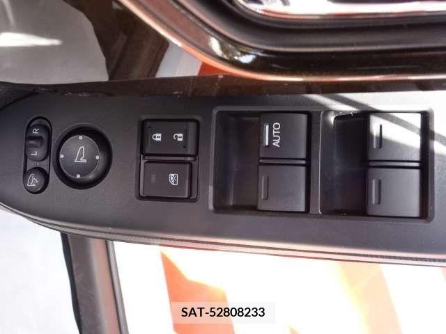 Honda N BOX 2022-07 278489-15