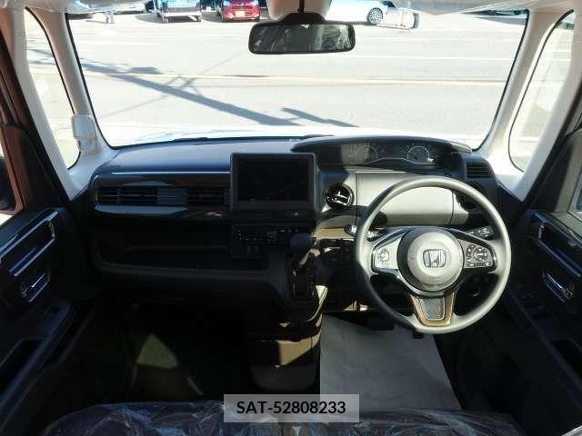Honda N BOX 2022-07 278489-11
