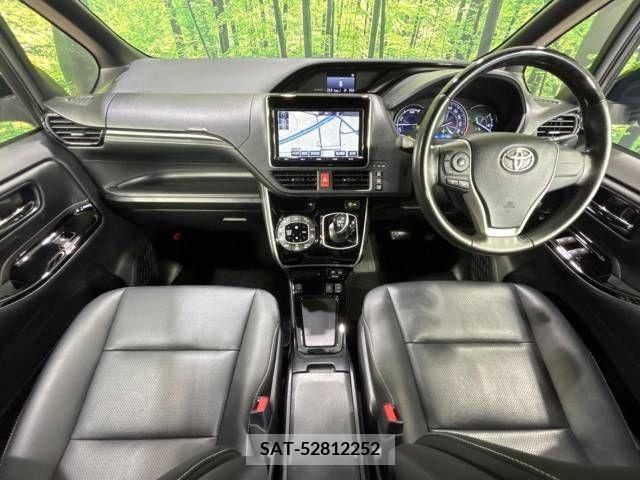 Toyota ESQUIRE 2017-08 377271-1