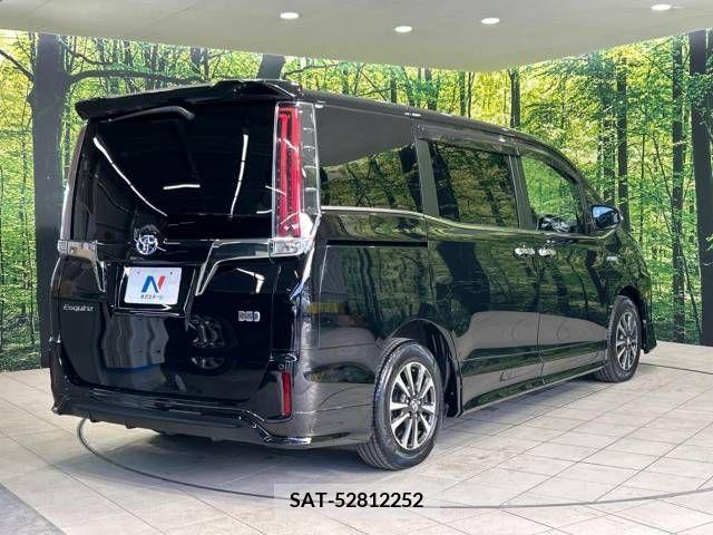 Toyota ESQUIRE 2017-08 377271-18