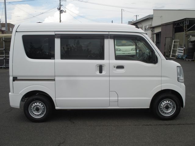 Nissan CLIPPER 2017-08 10480-3