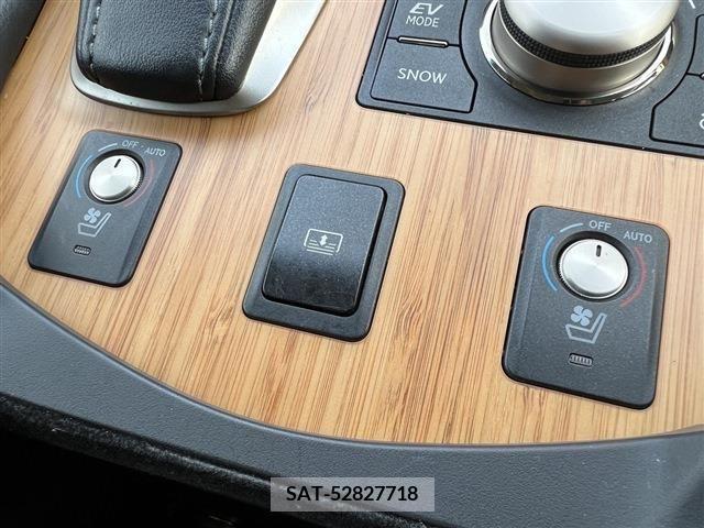 Lexus LS 2013-04 206598-16