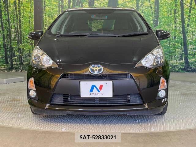 Toyota AQUA 2012-10 356175-14
