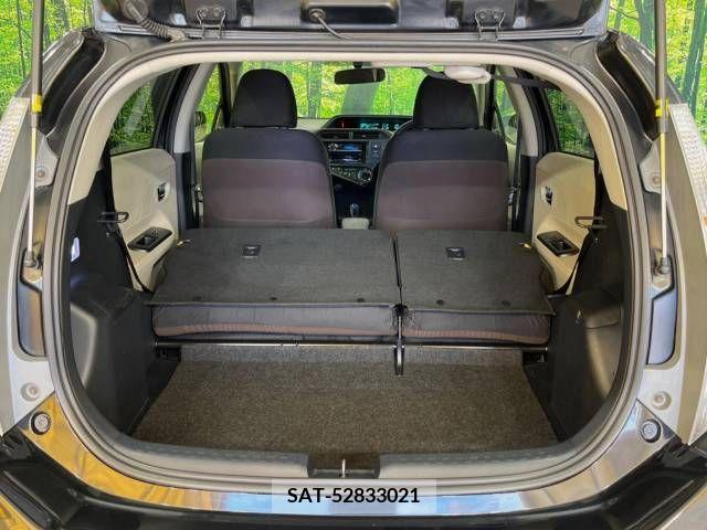 Toyota AQUA 2012-10 356175-10