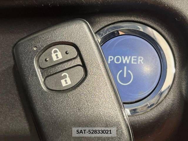 Toyota AQUA 2012-10 356175-2