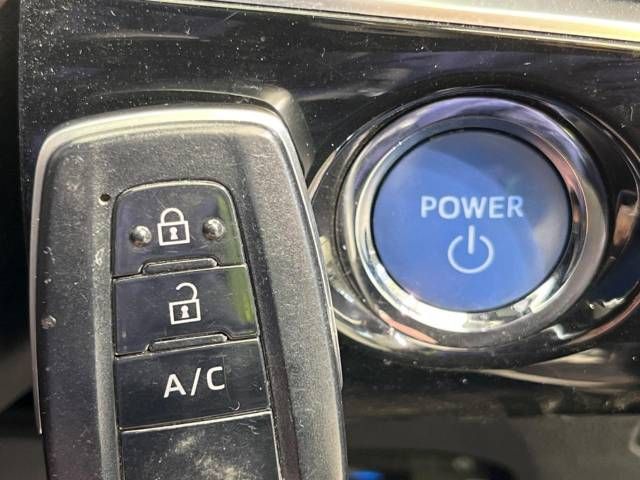 Toyota PRIUS PHV 2018-12 180827-7