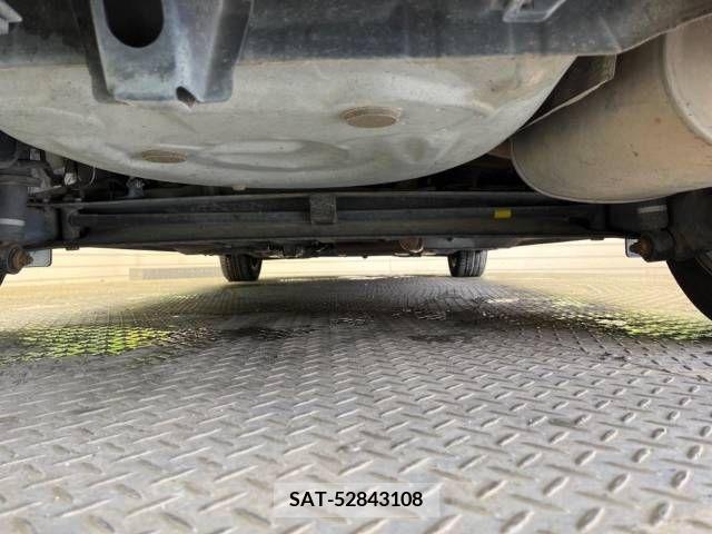 Toyota SIENTA 2015-10 225245-18