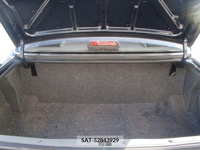 Nissan GLORIA SEDAN 1994-12 414292-11