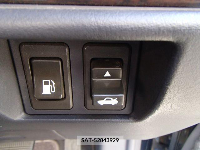 Nissan GLORIA SEDAN 1994-12 414292-18