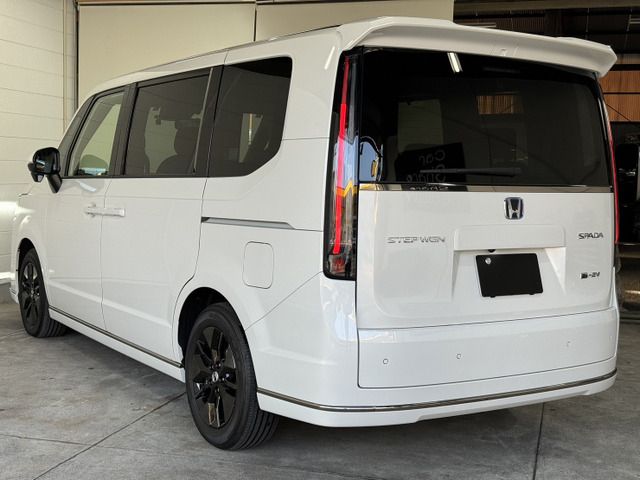 Honda e 2022-11 183802-3