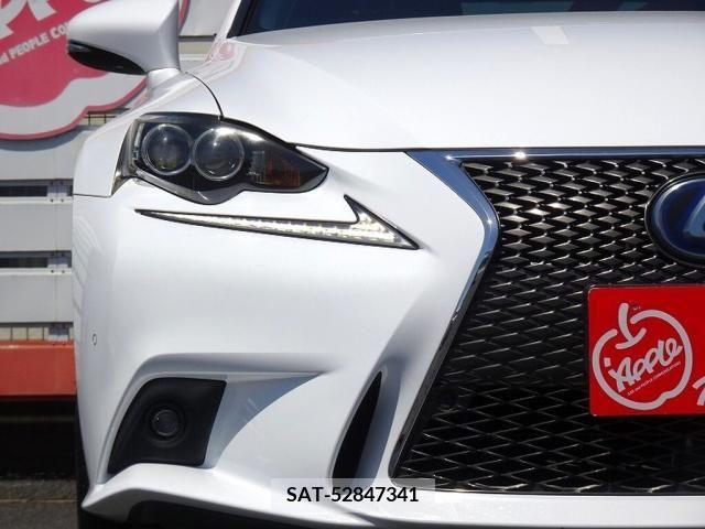 Lexus IS 2013-11 297915-12