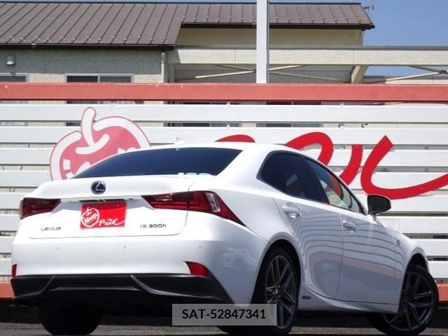 Lexus IS 2013-11 297915-2