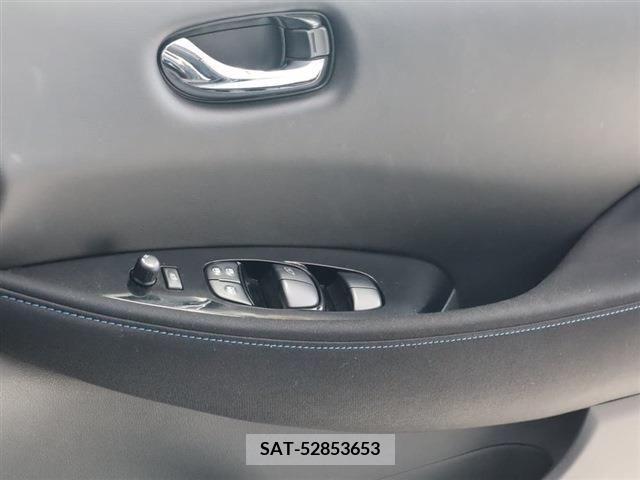Nissan LEAF 2020-06 297888-4