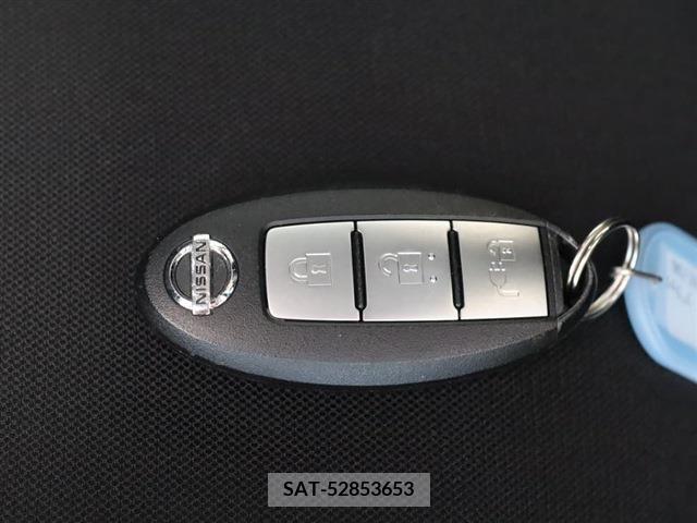 Nissan LEAF 2020-06 297888-16