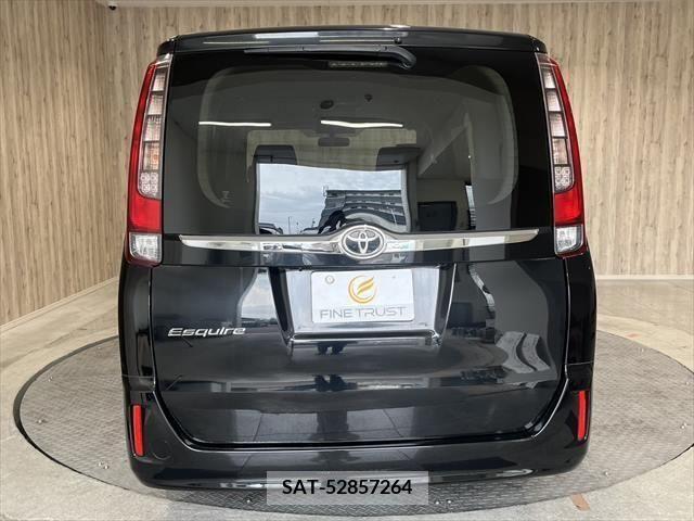Toyota ESQUIRE 2015-11 321464-17