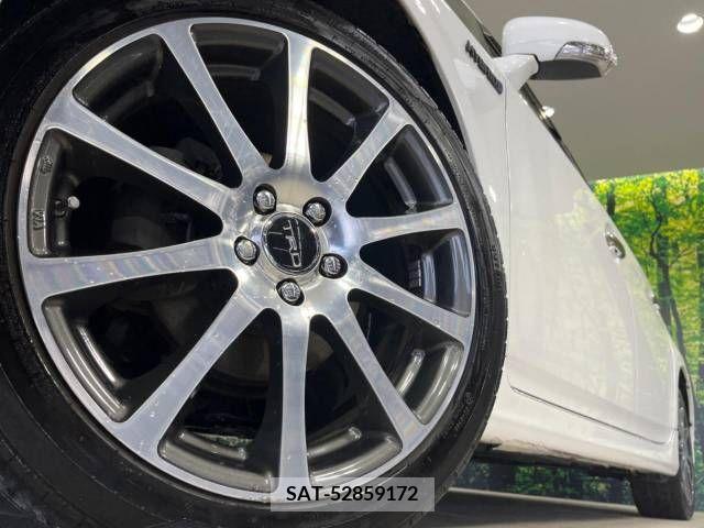 Toyota PRIUS 2012-01 322002-13