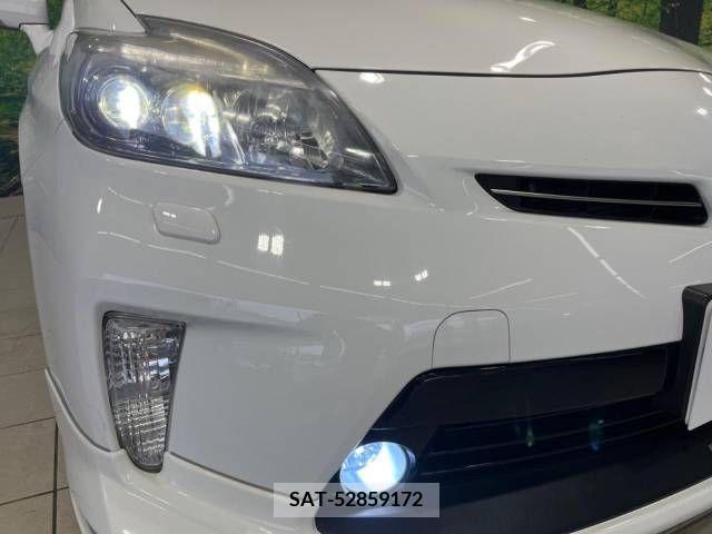 Toyota PRIUS 2012-01 322002-12