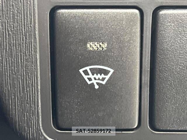 Toyota PRIUS 2012-01 322002-5