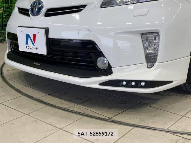 Toyota PRIUS 2012-01 322002-1