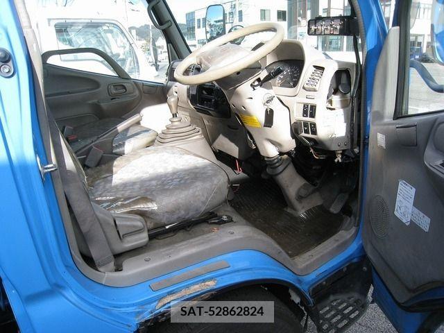 Hino DUTRO 2007-08 217897-4