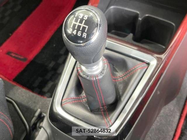 Suzuki SWIFT 2019-01 320779-5