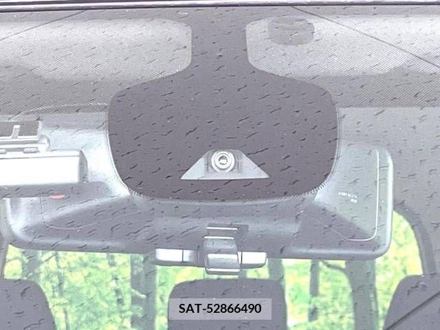 Nissan SERENA 2018-09 324979-3
