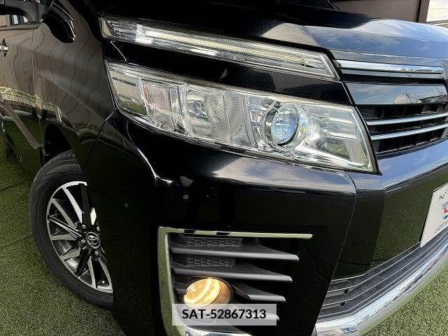 Toyota VOXY 2016-02 346311-18