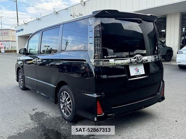 Toyota VOXY 2016-02 346311-15