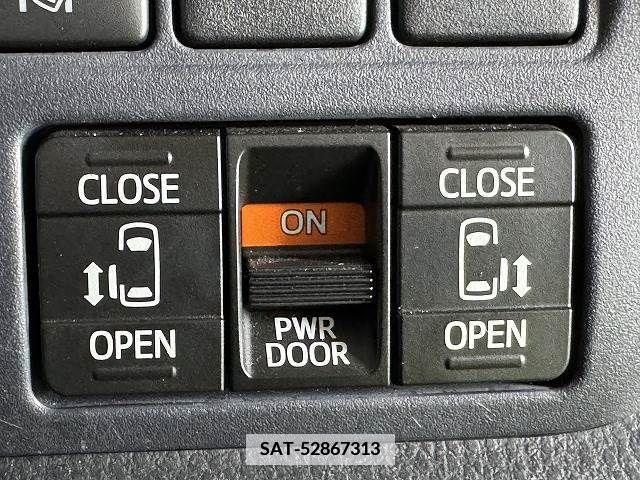 Toyota VOXY 2016-02 346311-4