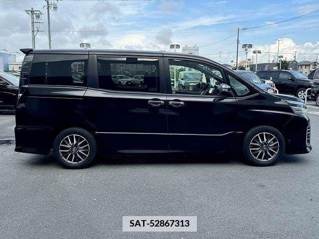 Toyota VOXY 2016-02 346311-14