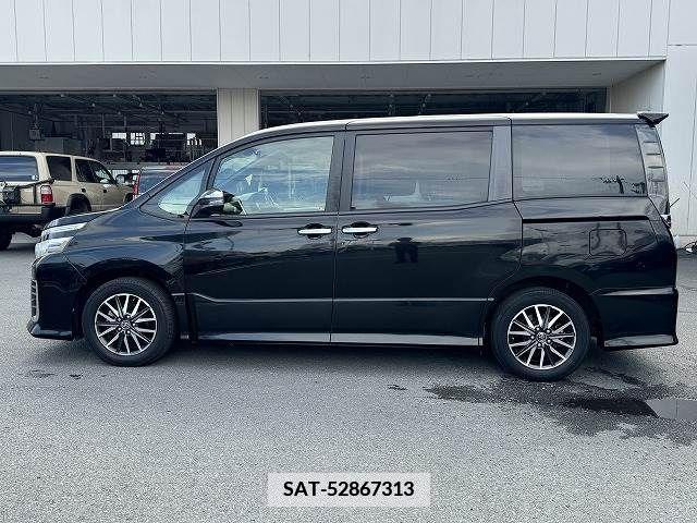 Toyota VOXY 2016-02 346311-13