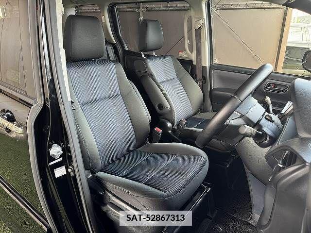 Toyota VOXY 2016-02 346311-8