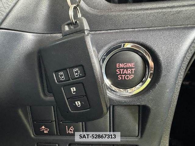 Toyota VOXY 2016-02 346311-5