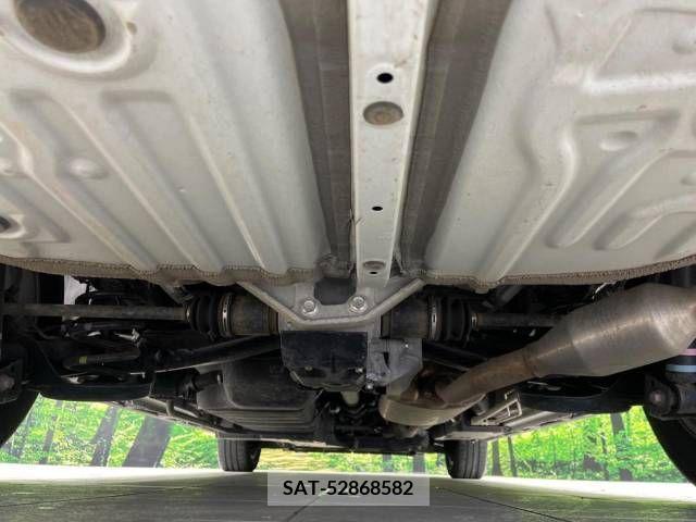Toyota VOXY 2023-05 289247-19