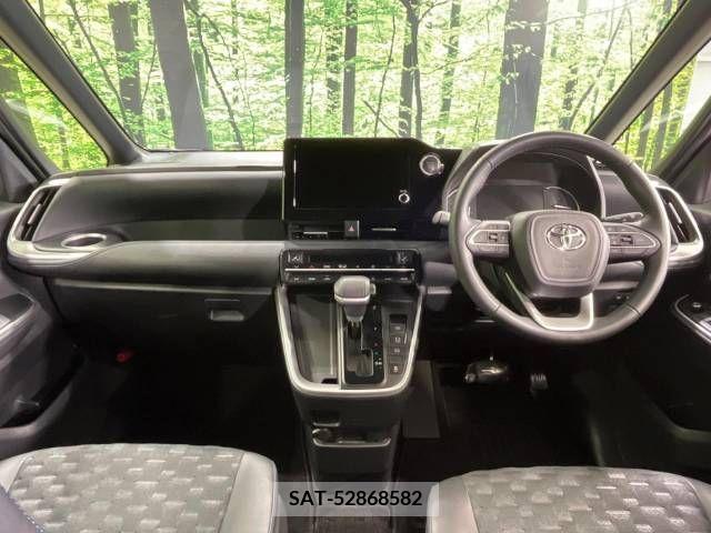 Toyota VOXY 2023-05 289247-1