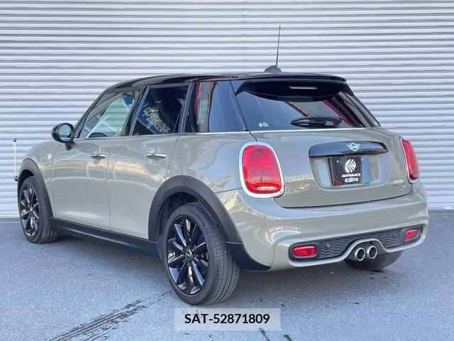 Bmw MINI 2019-08 214945-17